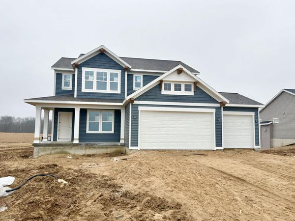 7129 Kettle Dale Avenue SE, Alto, MI 49302