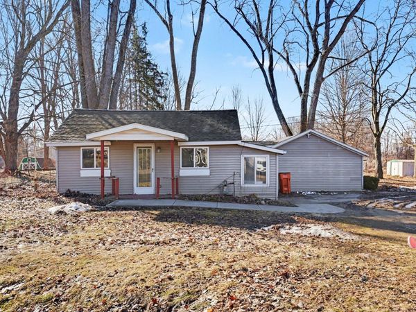 9558 Belding Road NE, Rockford, MI 49341