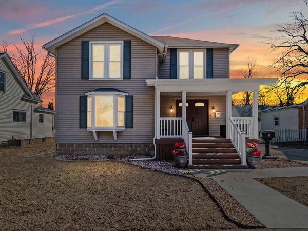 93 S West, Hillsdale, MI 49242