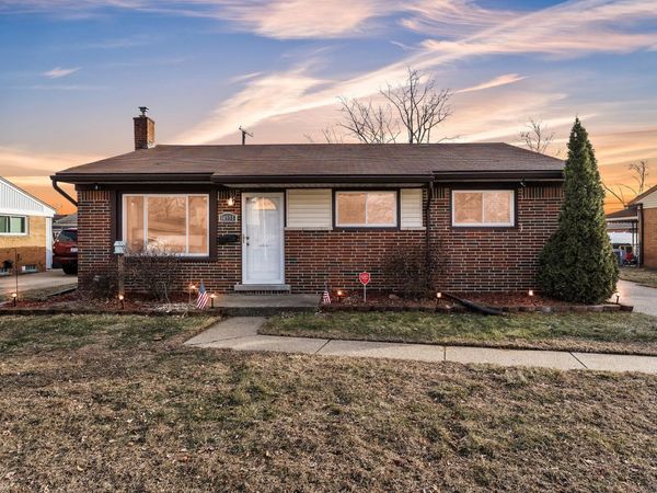 34551 Hiveley Street, Westland, MI 48186