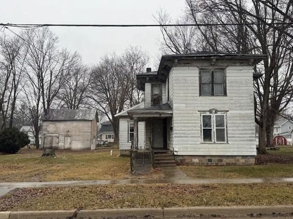 64 E Jefferson Street, Quincy, MI 49082
