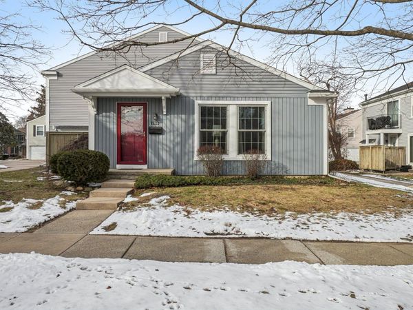 2780 Glenbridge Court, Ann Arbor, MI 48104