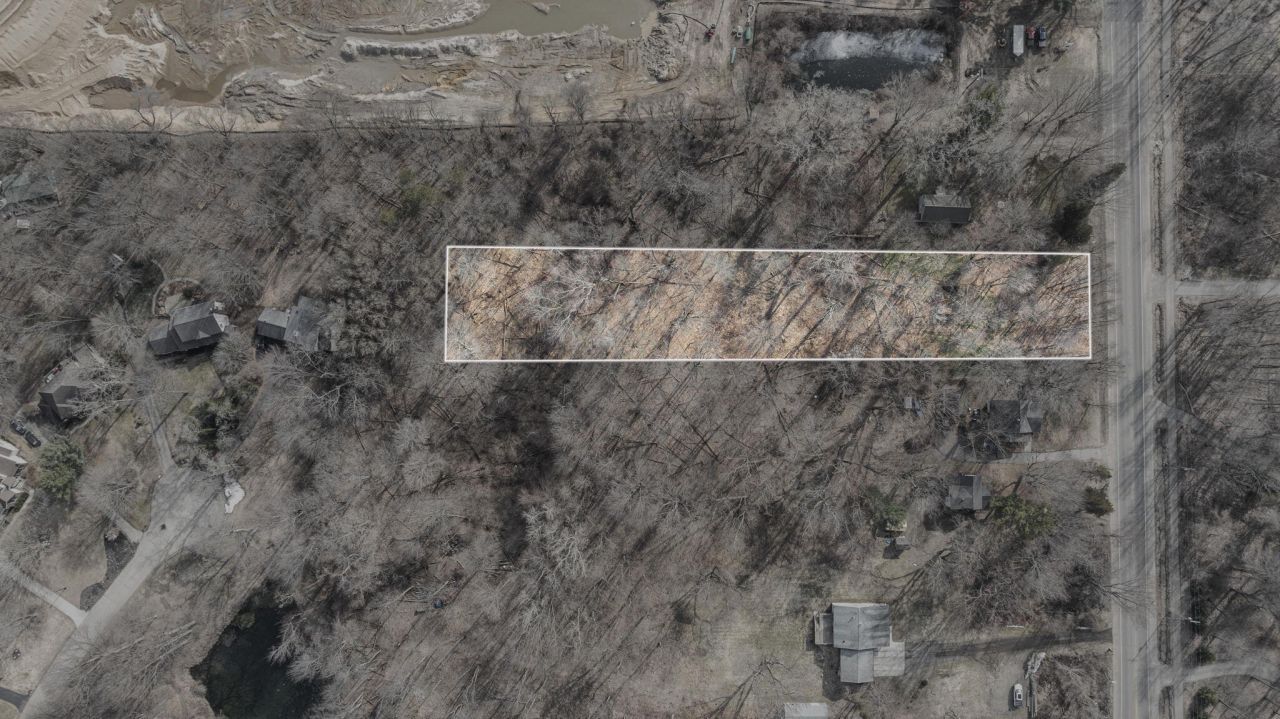 64th Street, Holland, MI 49423 Main Photo