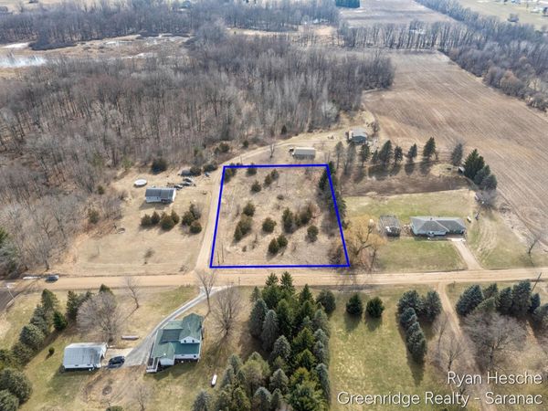 9584 Butler Road, Portland, MI 48875