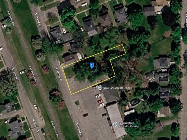 55 E Saint Joe Street, Hillsdale, MI 49242