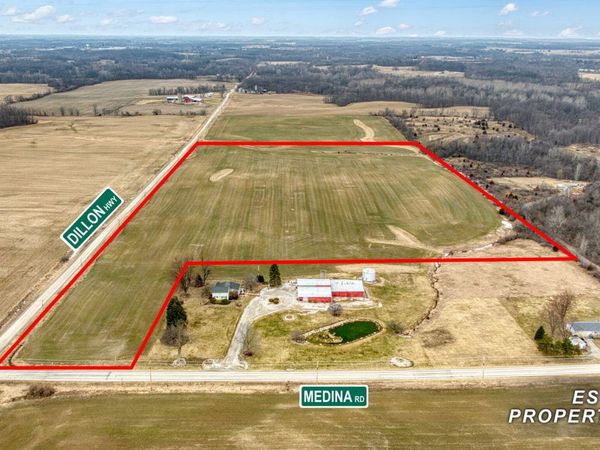 14000 Medina Road, Hudson, MI 49247