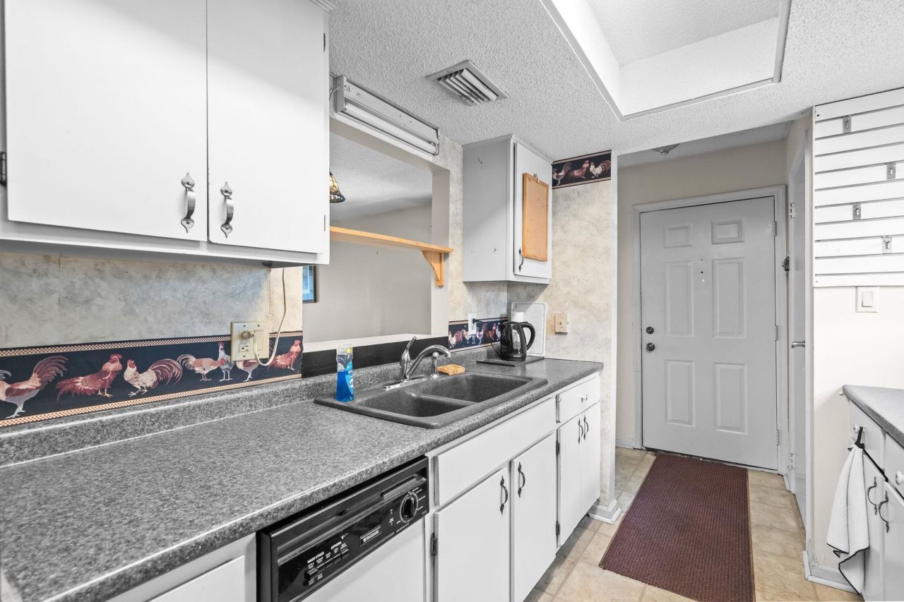 6805 Creekwatch Rd. Photo 15