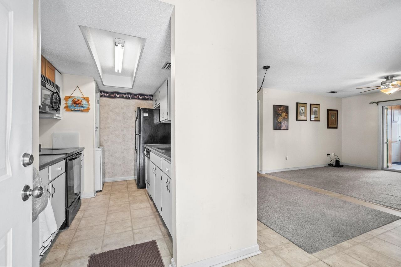 6805 Creekwatch Rd. Photo 4