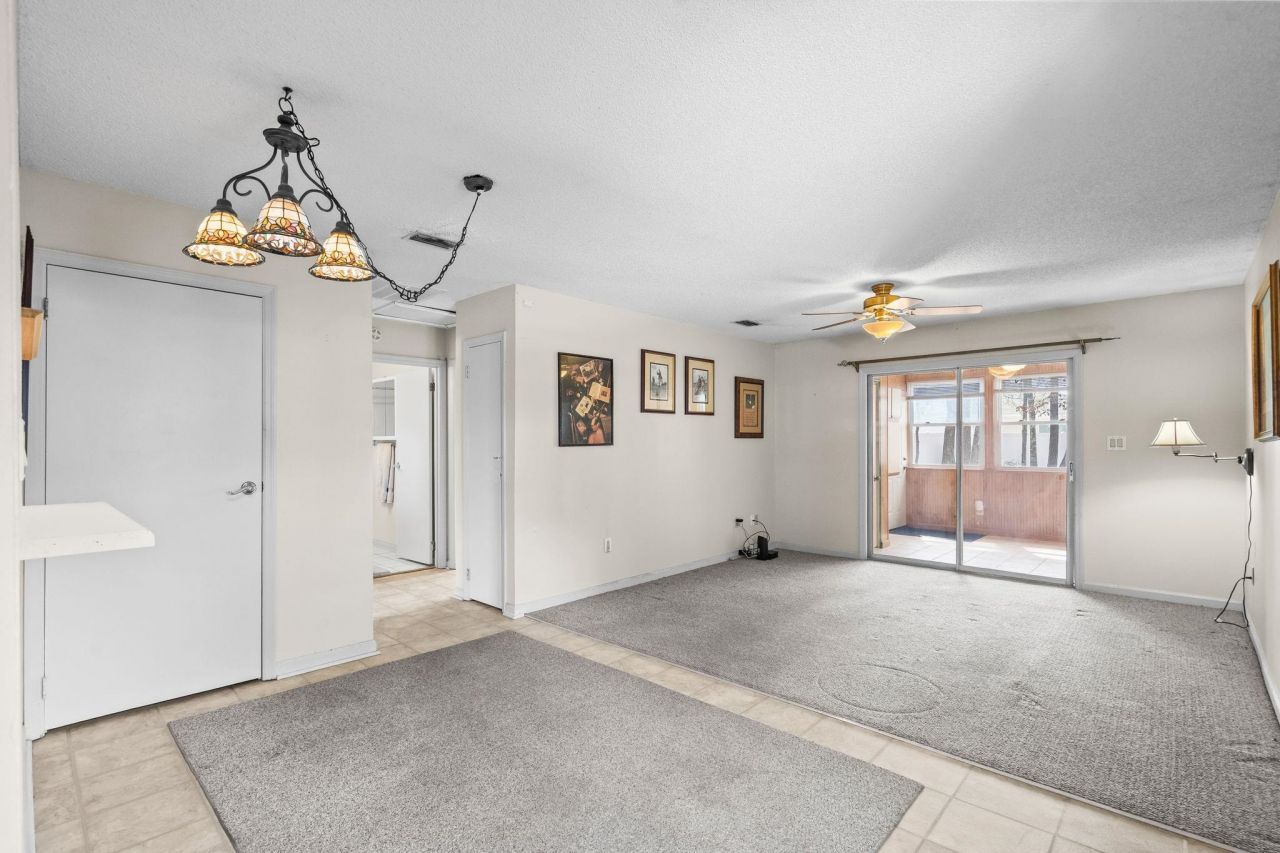 6805 Creekwatch Rd. Photo 6