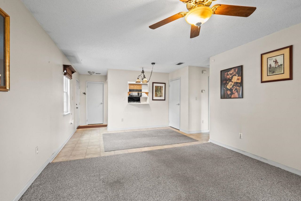 6805 Creekwatch Rd. Photo 8