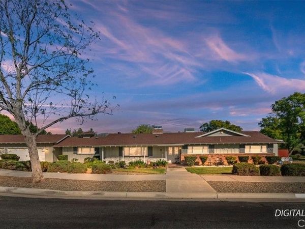 5296 Bronson, Riverside, CA 92506