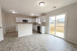 479 Grand National Lane photo 4