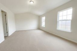 479 Grand National Lane photo 4