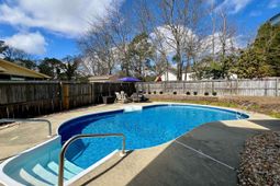 117 Fire Thorn Lane photo 4