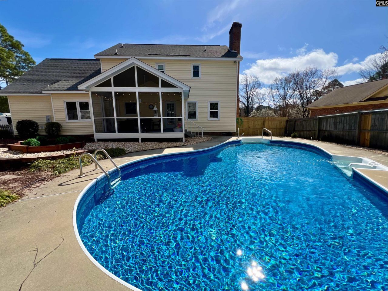 117 Fire Thorn Lane  Photo 6