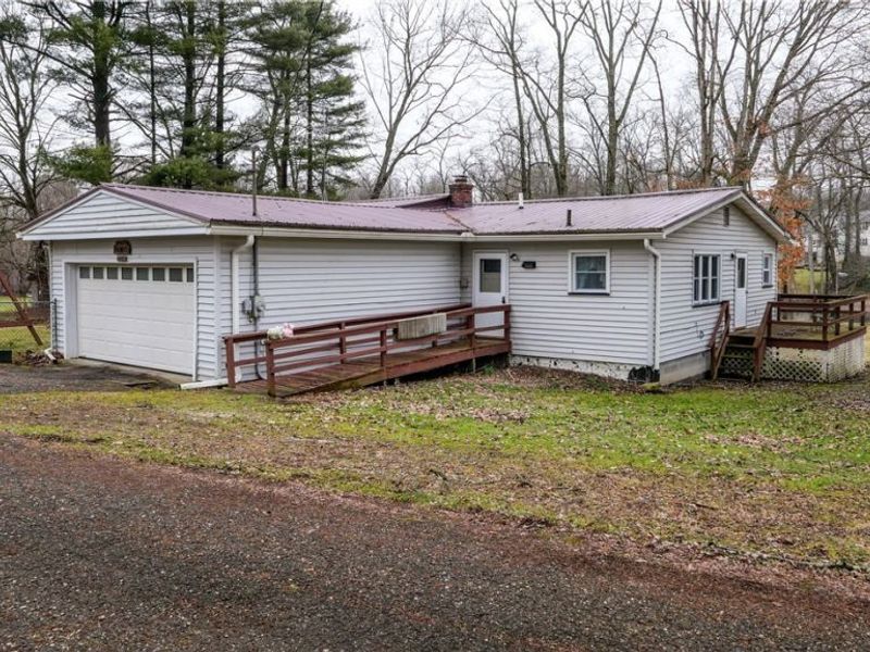 12698 Herr Drive, Hiram, OH 44234 Photo 3