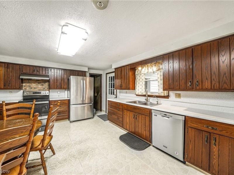 12698 Herr Drive, Hiram, OH 44234 Photo 30