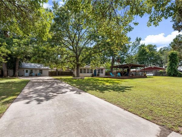 16301 E Lakeshore DR, Austin, TX 78734