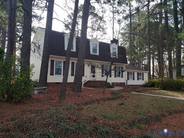 813 Smithfield Avenue , Hopewell, VA 23860