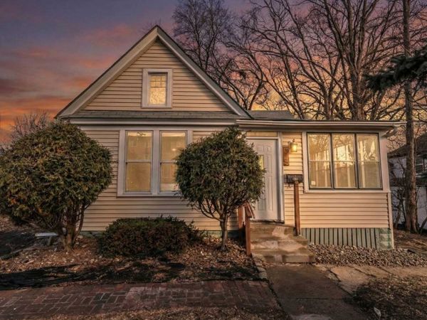 315 Annapolis Street W, Saint Paul, MN 55118