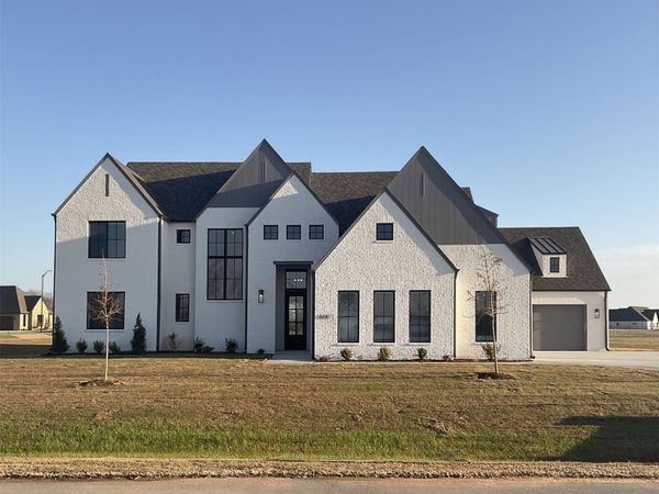 31411 E Two Socks Drive , Broken Arrow, OK 74014