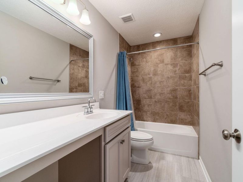 716 Holbrook Drive, Sunbury, OH 43074 Photo 22