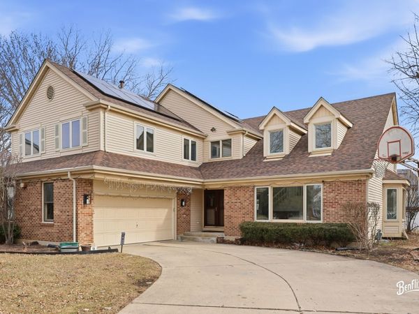 2911 Bayberry Drive , Buffalo Grove, IL 60089