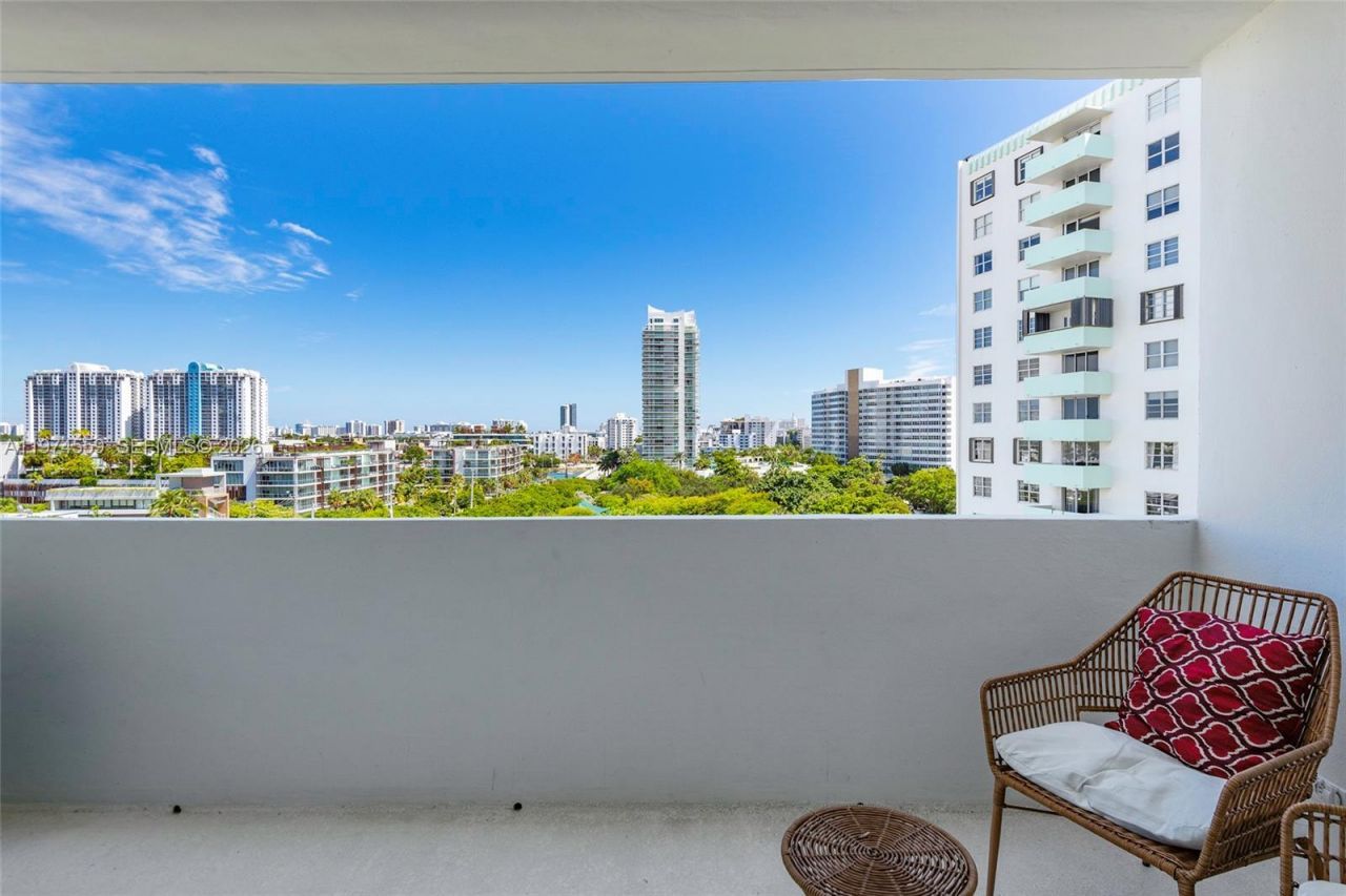 3 Island Ave , Unit 09L, Miami Beach, FL 33139 Photo