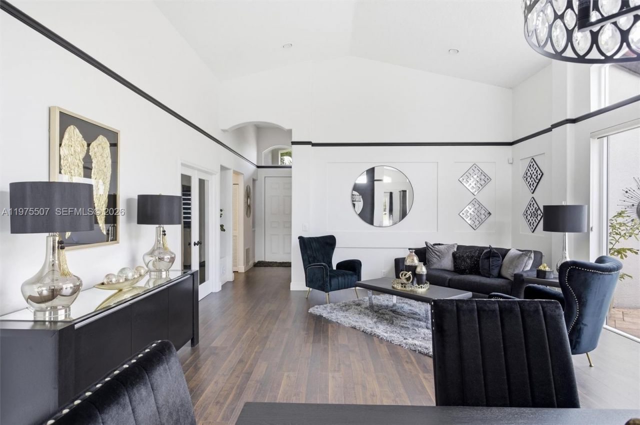 2931 SW 187th Ter, Miramar, FL 33029 Photo