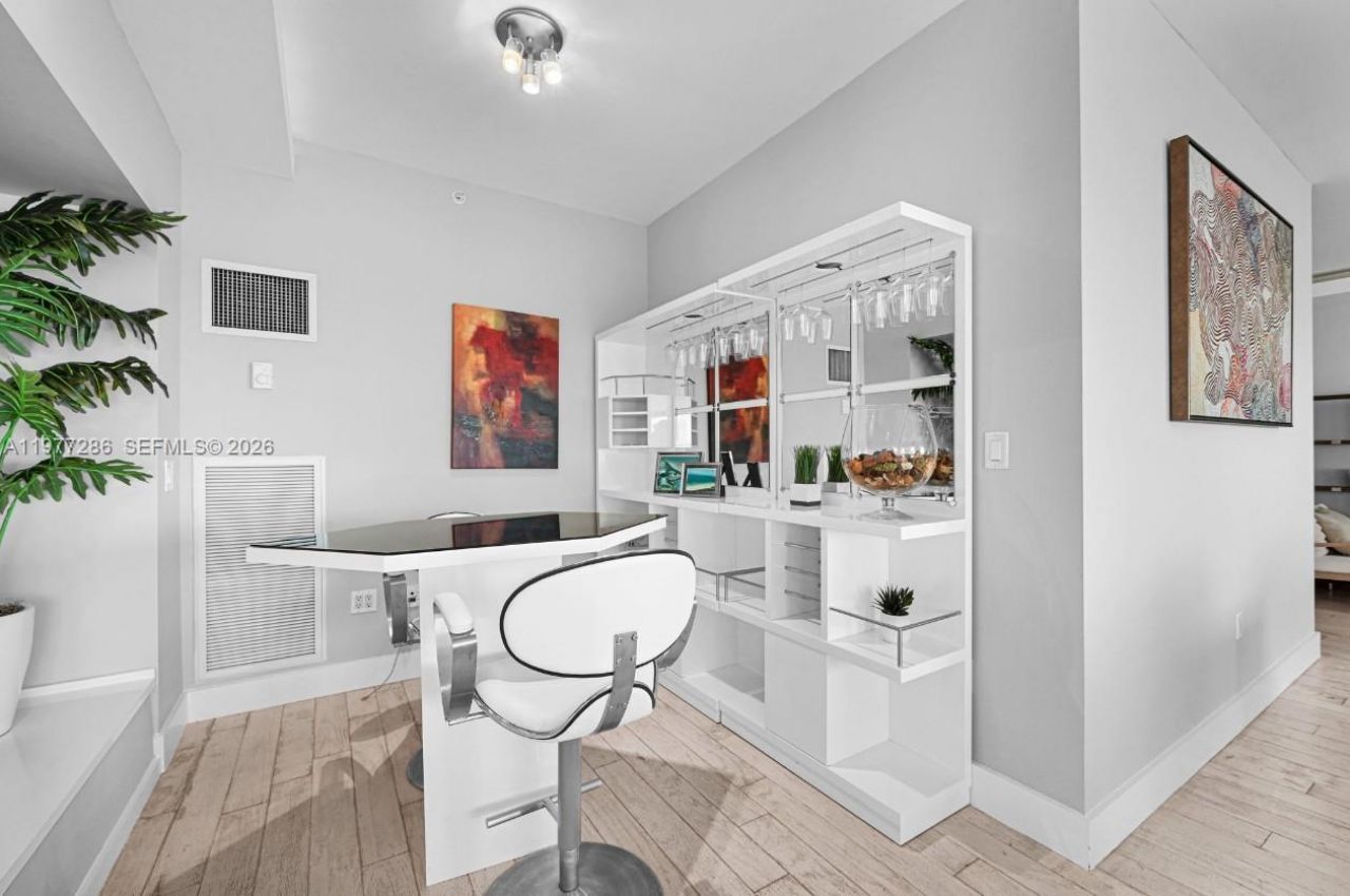 1435 Brickell Ave , Unit 3401, Miami, FL 33131 Photo