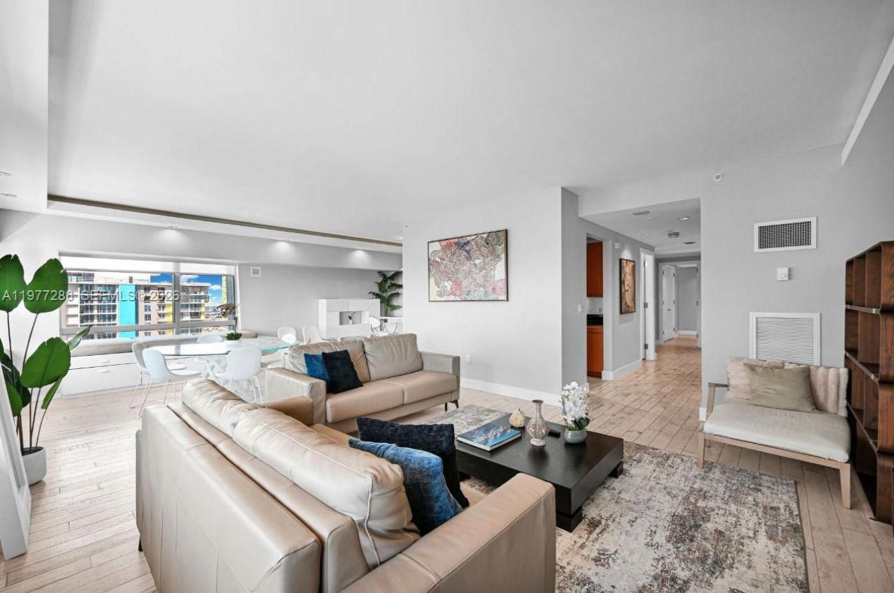 1435 Brickell Ave , Unit 3401, Miami, FL 33131 Photo