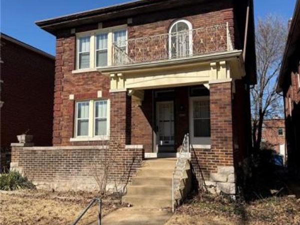 5045 Lindenwood Avenue , St Louis, MO 63109
