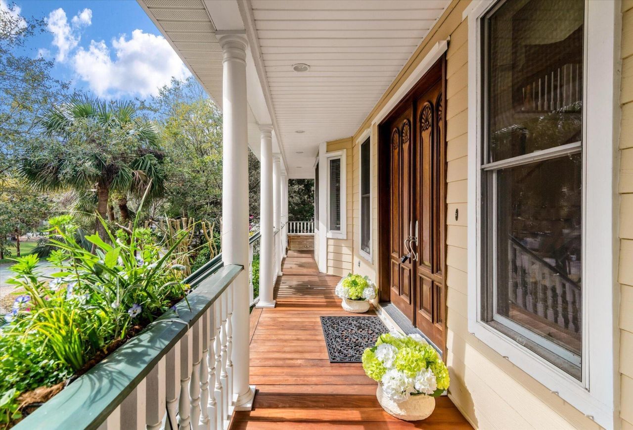 27 Waterway Island Drive Photo 12