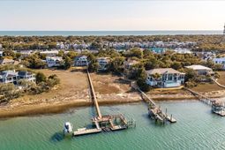 27 Waterway Island Drive photo 4