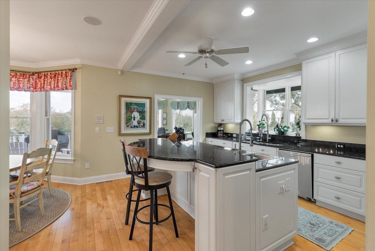 27 Waterway Island Drive Photo 20