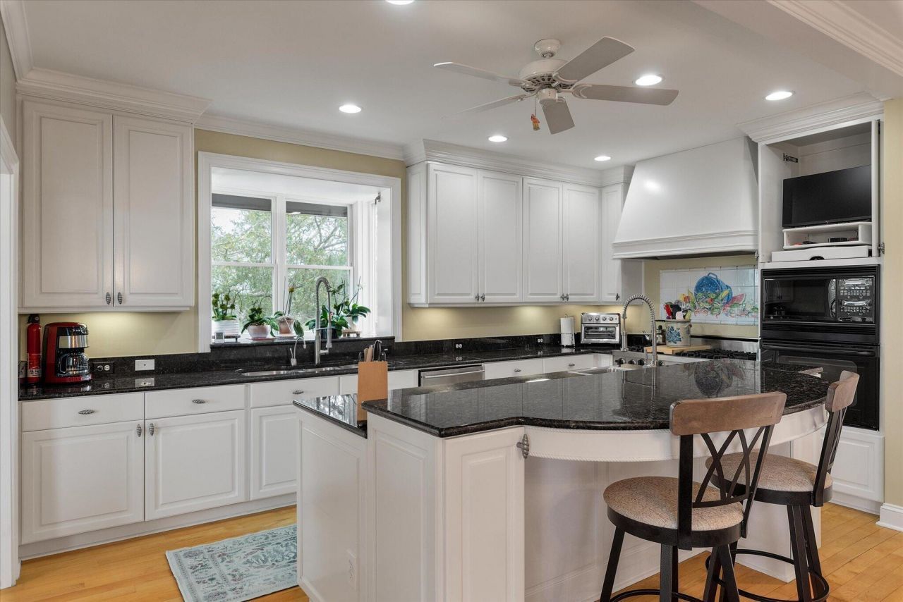 27 Waterway Island Drive Photo 21