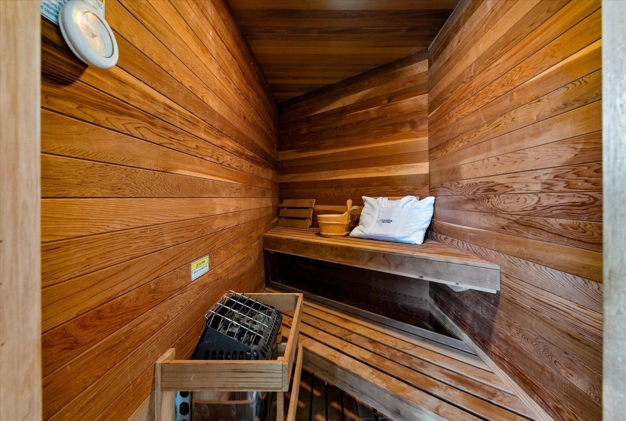 27 Waterway Island Drive Photo 34