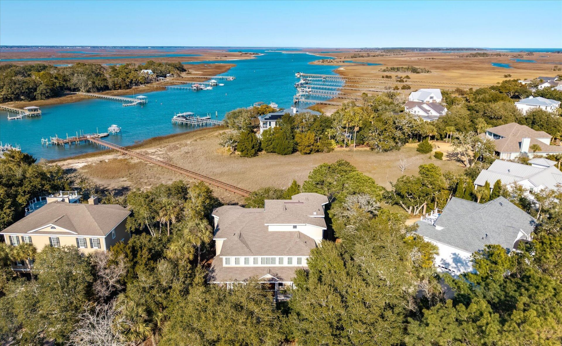 27 Waterway Island Drive Photo 4