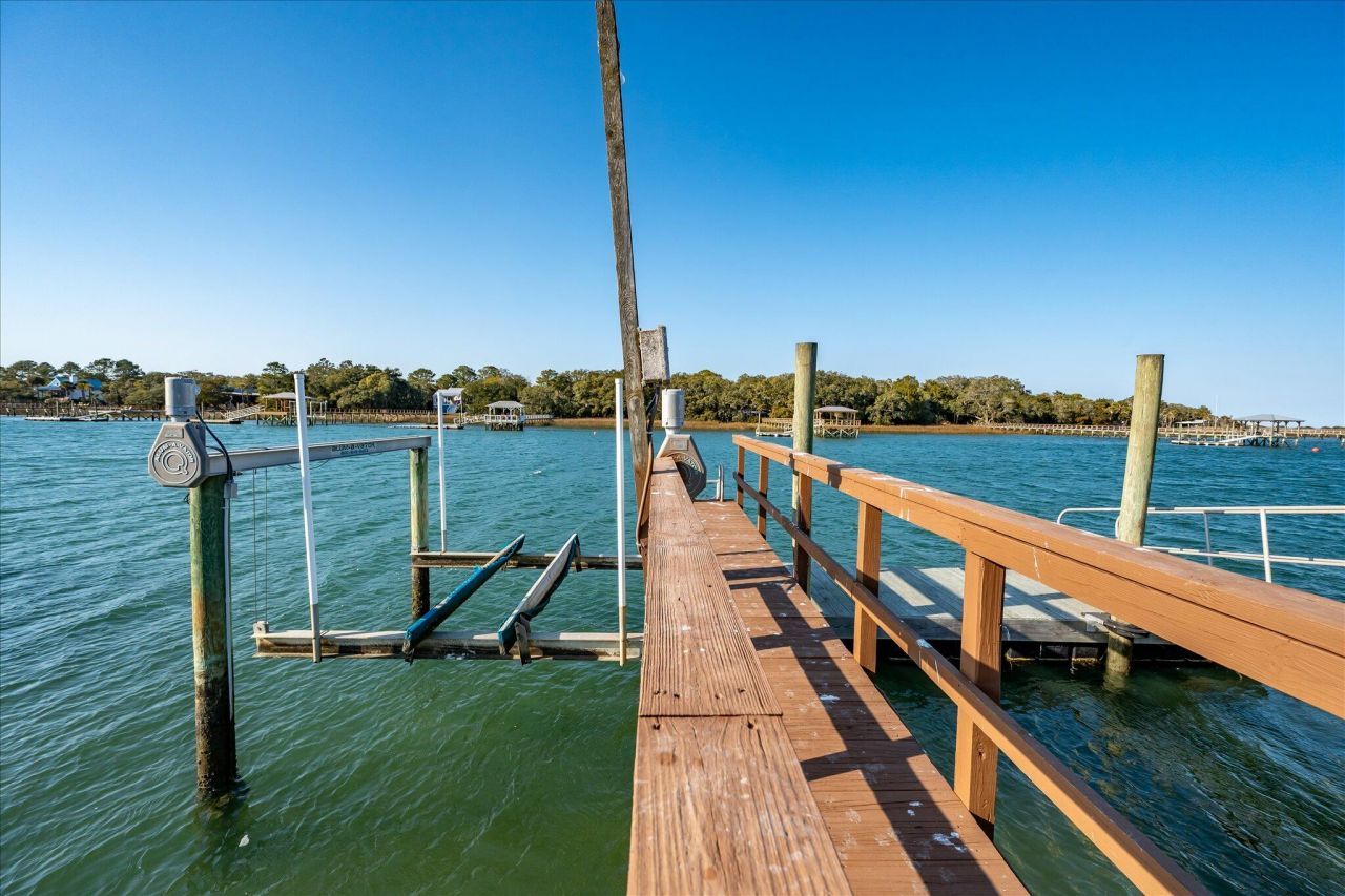 27 Waterway Island Drive Photo 59