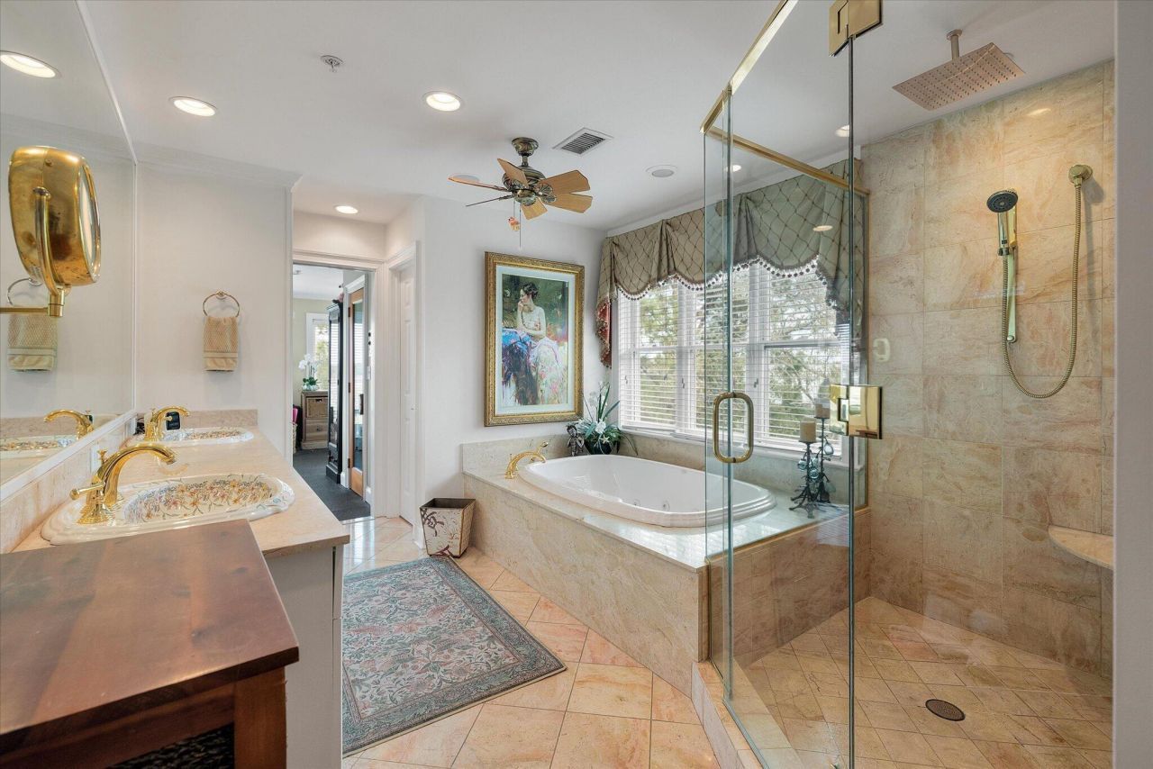 27 Waterway Island Drive Photo 6