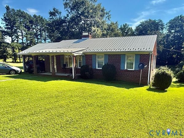 585 Southern Drive , Keysville, VA 23947