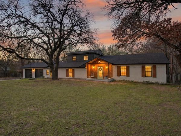 316 Old Justin Road , Argyle, TX 76226