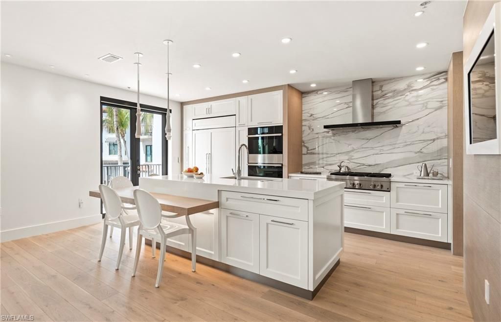 1530 5th Ave S, Unit C210, Naples, FL 34102 Photo