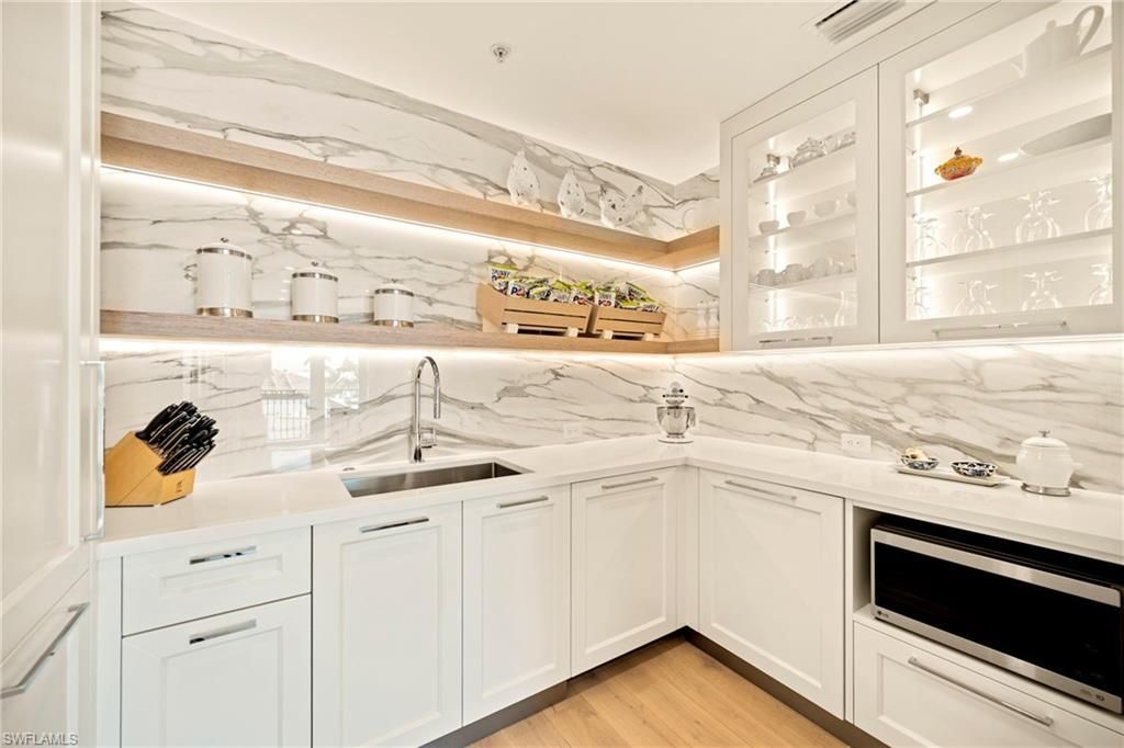 1530 5th Ave S, Unit C210, Naples, FL 34102 Photo