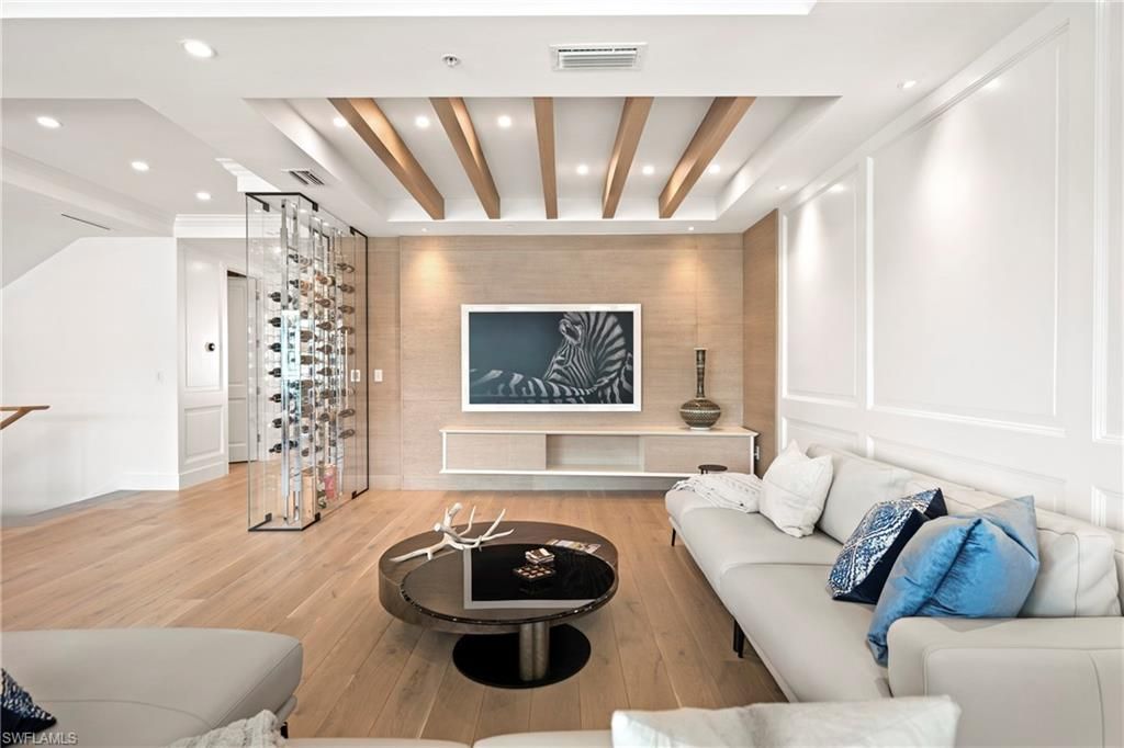 1530 5th Ave S, Unit C210, Naples, FL 34102 Photo