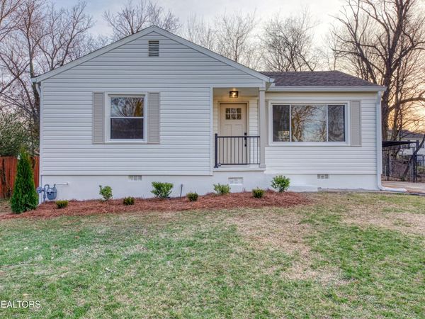 503 Elmira Lane, Maryville, TN 37804