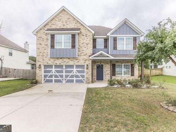 203 Amberley Court, Kathleen, GA 31047