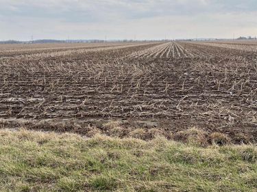 9711 Old Boonville Highway, Chandler, IN 47610