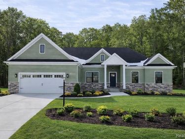 1 Timber Trail, Tyrone Twp, MI 48430