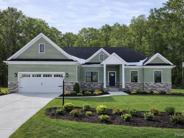 1 Timber Trail, Tyrone Twp, MI 48430